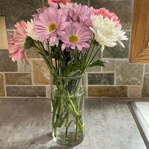 Classic Clear Glass Flower Vase